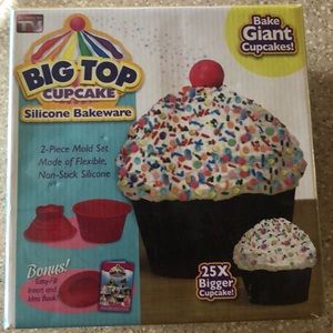 Big top cupcake